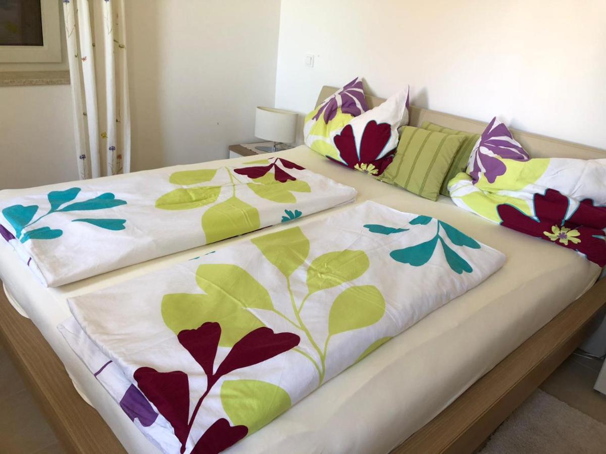 Casa Stefanie Villa Kaštelir Kültér fotó